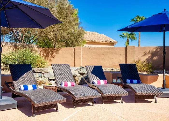 Upscale Abode: Walk To South Mountain Park Phoenix