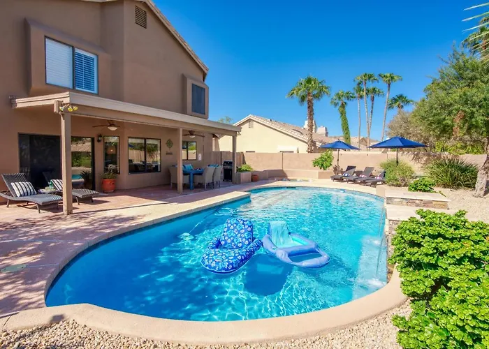 Upscale Abode: Walk To South Mountain Park Villa Phoenix